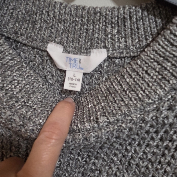 Time and Tru Gray Crew Neck Sweater - Picture 2 of 3